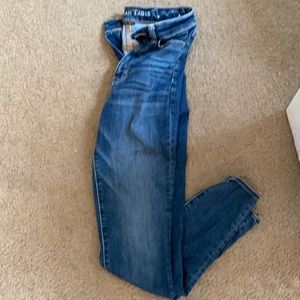 American Eagle skinny jeans